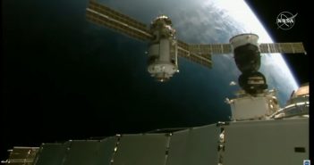 MLM Nauka zbliża się do ISS / Credits - NASA TV