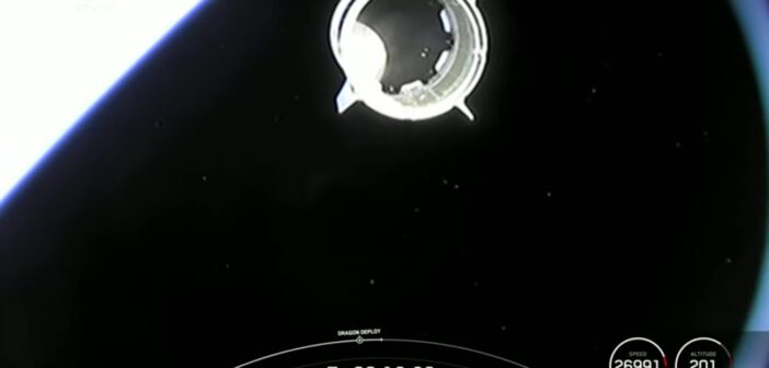 Pojazd Freedom tuż po separacji od górnego stopnia - misja AX-2 / Credits - SpaceX