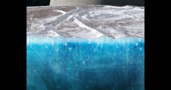 Wizualizacja skorupy lodowej Europy na podstawie danych z sondy Juno / Credits - NASA/JPL-Caltech/SwRI/Koji Kuramura/ Gerald Eichstädt (CC BY)