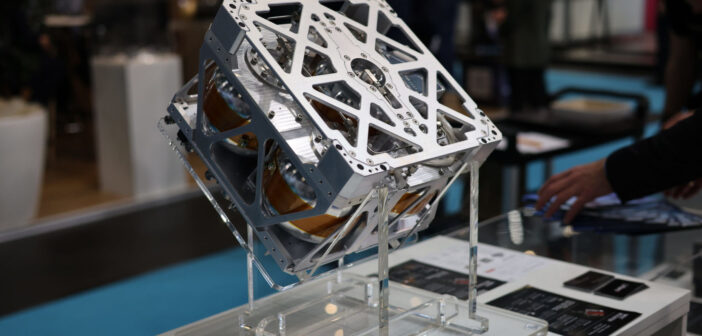 Booster 10 firmy Liftero / Credits - Liftero