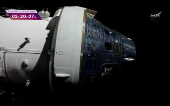 Spojrzenie na kapsułę Orion podczas misji Artemis 2, w drodze do Księżyca / Credits - NASA