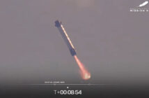 Pierwszy stopień rakiety New Glenn podchodzi do lądowania - misja NG-3 / Credits - Blue Origin