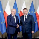 Andrius Kubilius i Marcin Kierwiński - umowa na IRIS2 / Credits - MSWiA