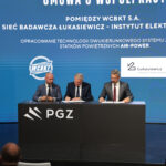 Podpisanie umowy między WCBKT a Łukasiewicz - IEL / Credits - Łukasiewicz